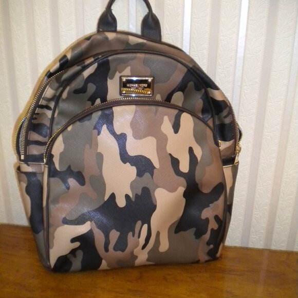 Michael Kors Backpack - Picture 10 of 10